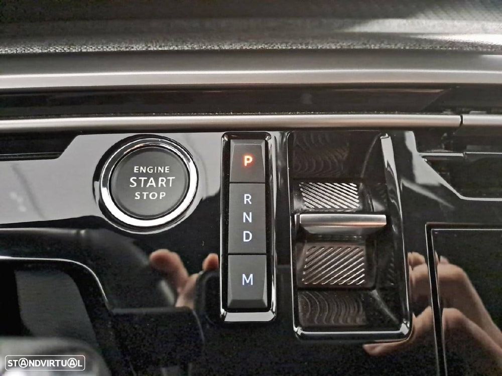 Peugeot 3008 1.2 Hybrid Allure e-DCS6 - 16