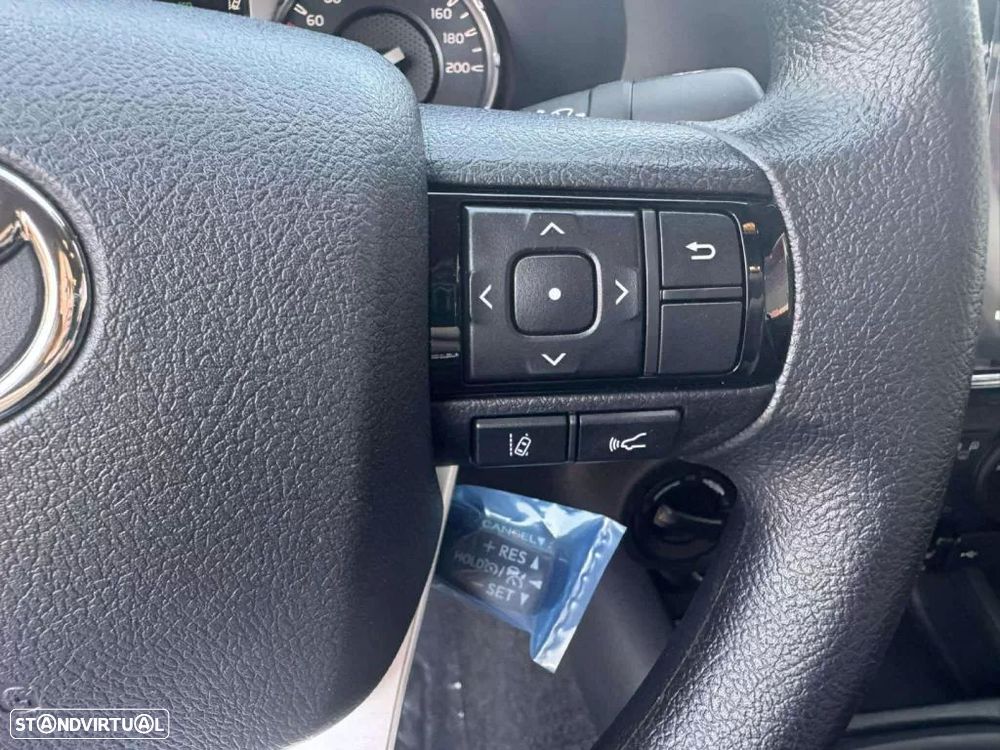 Toyota Hilux 4x4 Cabine Dupla Duty - 24