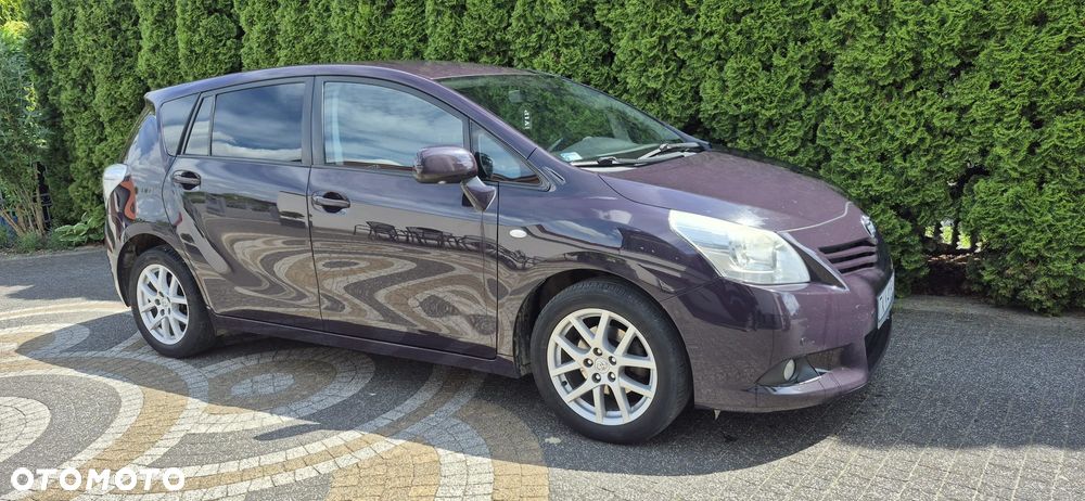 Toyota Verso - 1