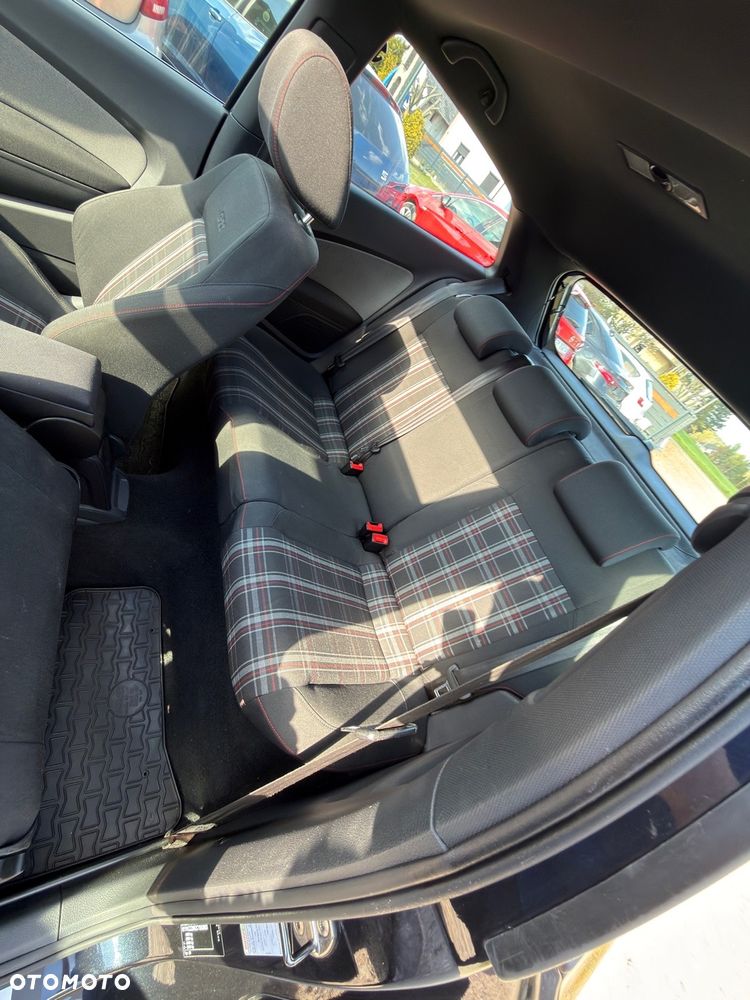 Volkswagen Polo 1.4 TSI GTI DSG - 12