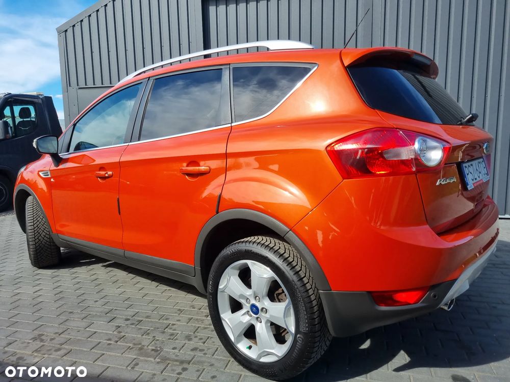 Ford Kuga 2.0 TDCi 4WD Titanium - 4