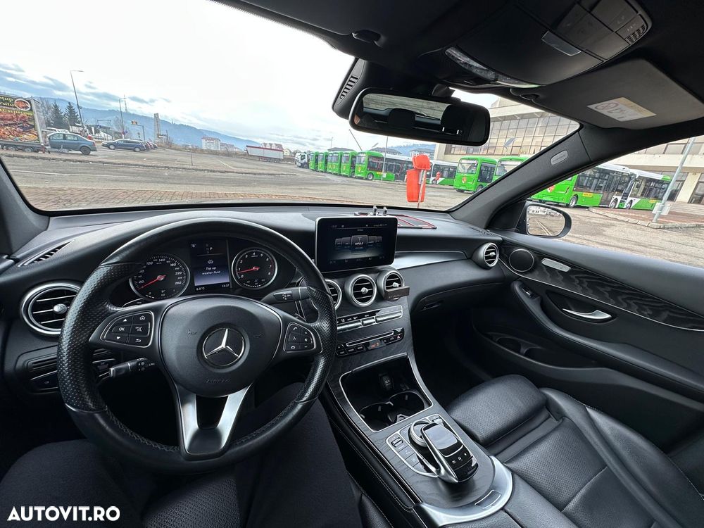 Mercedes-Benz GLC 250 4MATIC 9G-TRONIC - 12