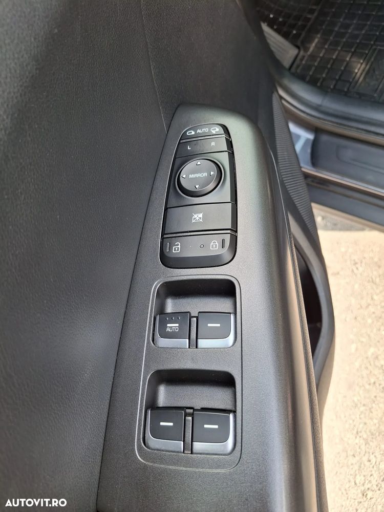 Kia Sportage 1.6 GDI 6MT 4x2 Style - 12