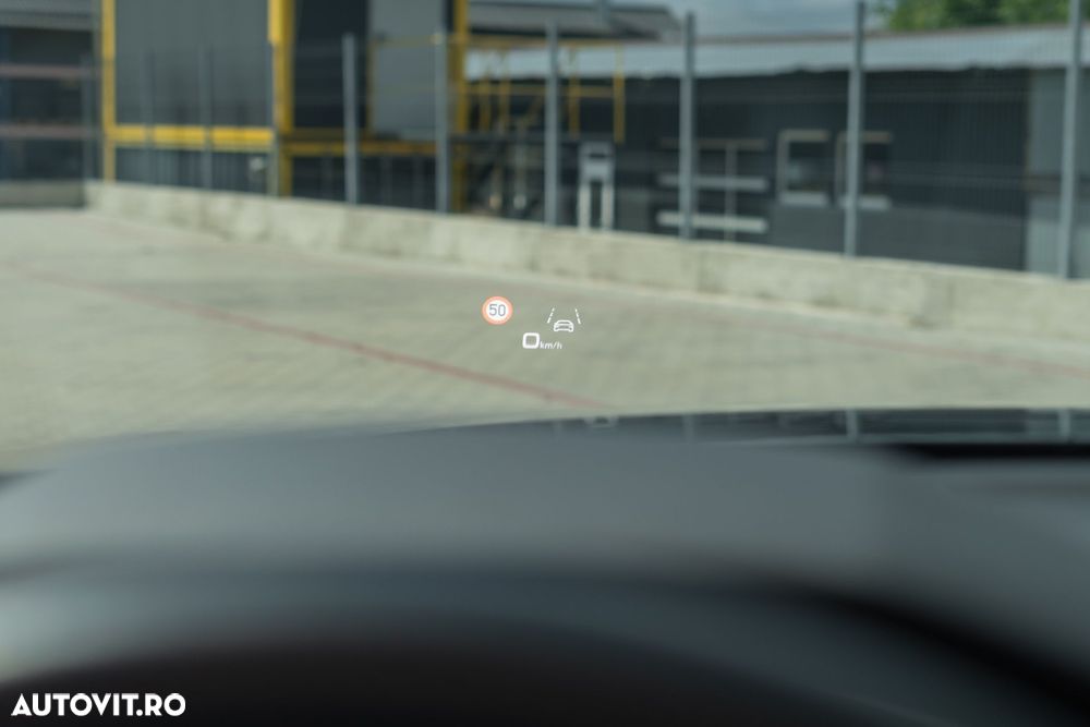 Audi A6 Avant 45 TDI quattro S tronic design - 4