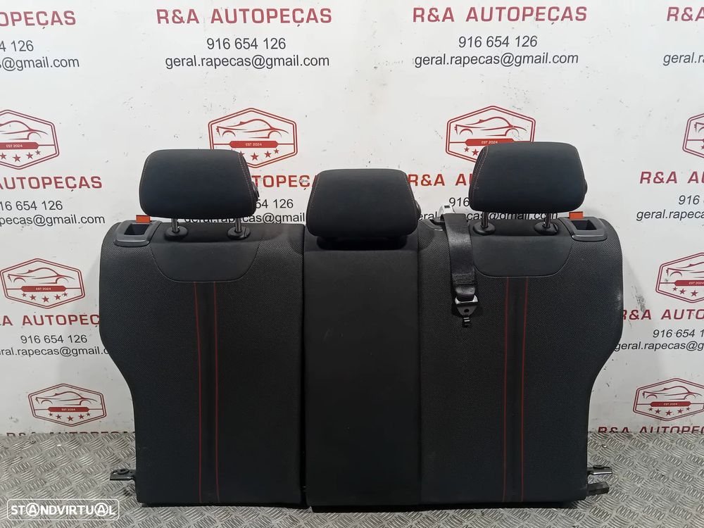 Conjunto de Bancos BMW Série 1 F20 LCI Sport em Tecido Costuras Vermelhas Original - 7