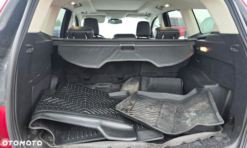 Ford Escape 2.0 EcoBoost AWD Titanium - 17