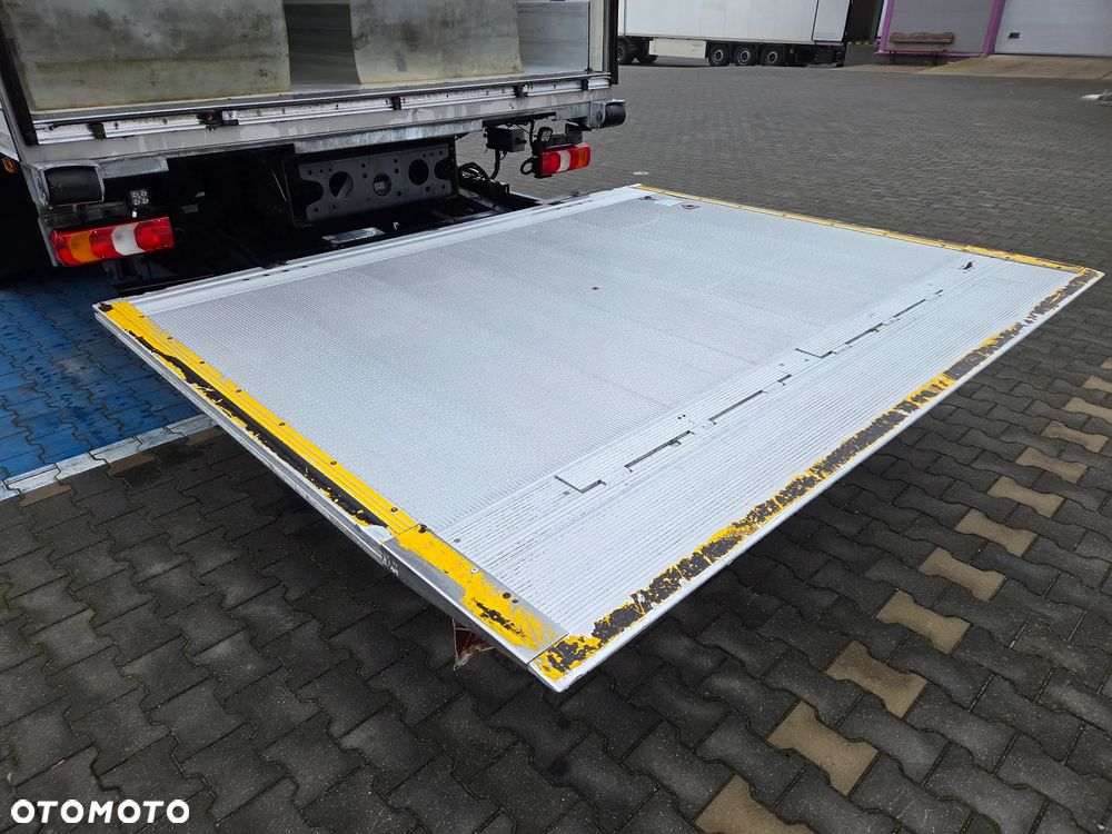 Mercedes-Benz atego antos - 29