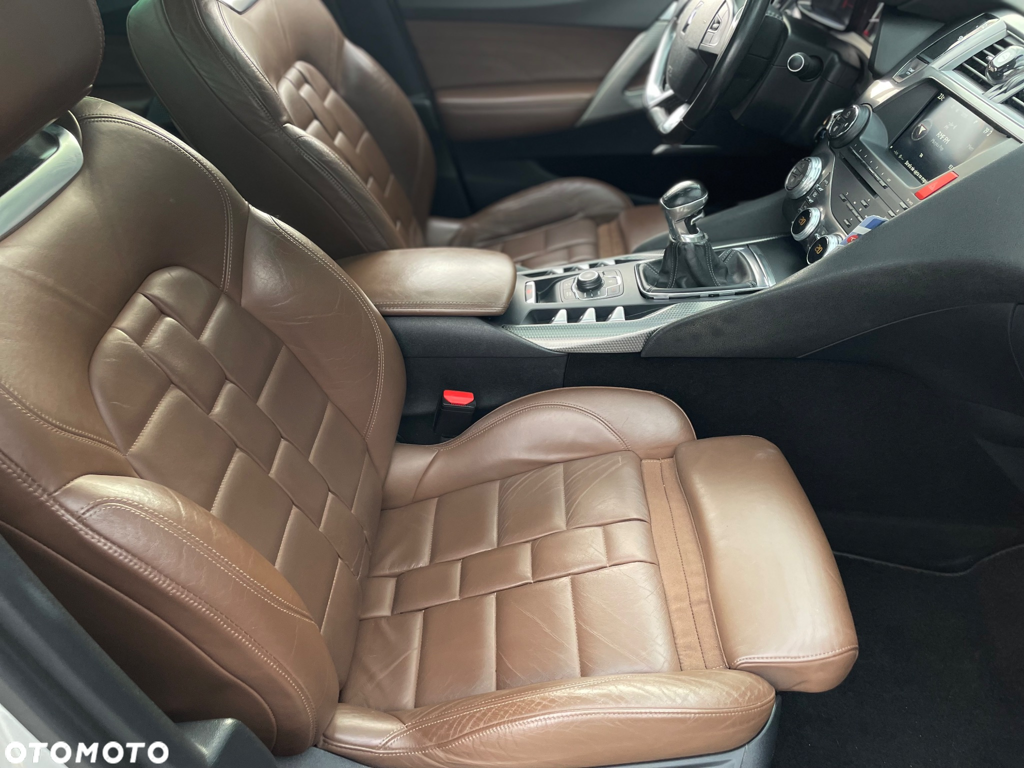 Citroën DS5 2.0 HDi SportChic - 14