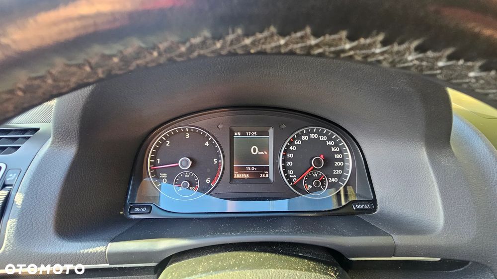 Volkswagen Touran 1.6 TDI DPF BlueMotion Technology Highline - 10