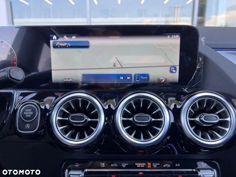 Mercedes-Benz GLA 200 mHEV AMG Line 7G-DCT - 13