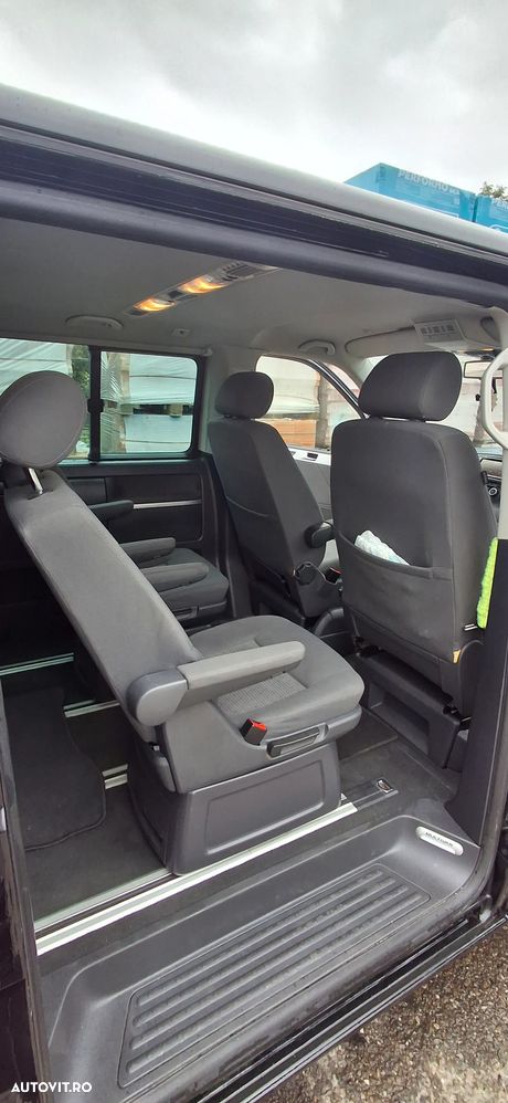 Volkswagen Multivan - 18