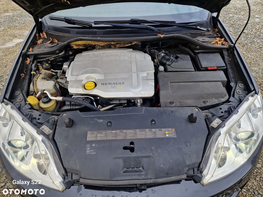 Renault Laguna dCi 150 FAP Initiale - 25