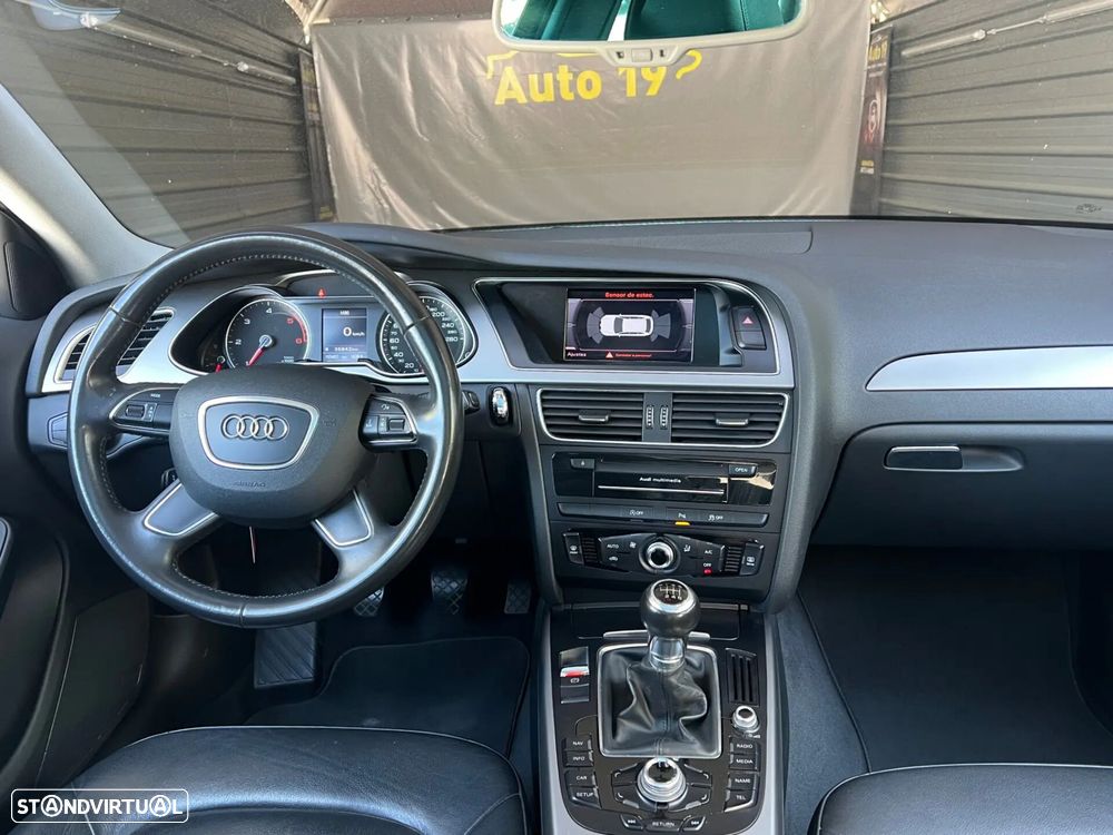 Audi A4 Avant 2.0 TDI Business Line Advance - 13