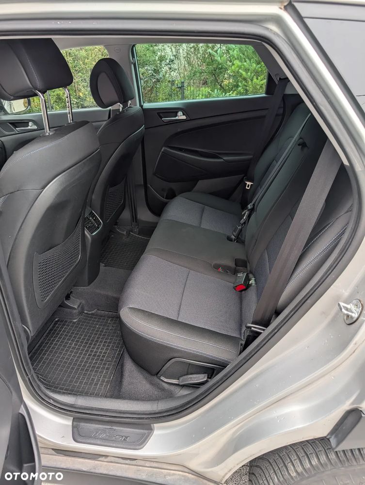 Hyundai Tucson 2.0 CRDI Comfort 4WD - 14