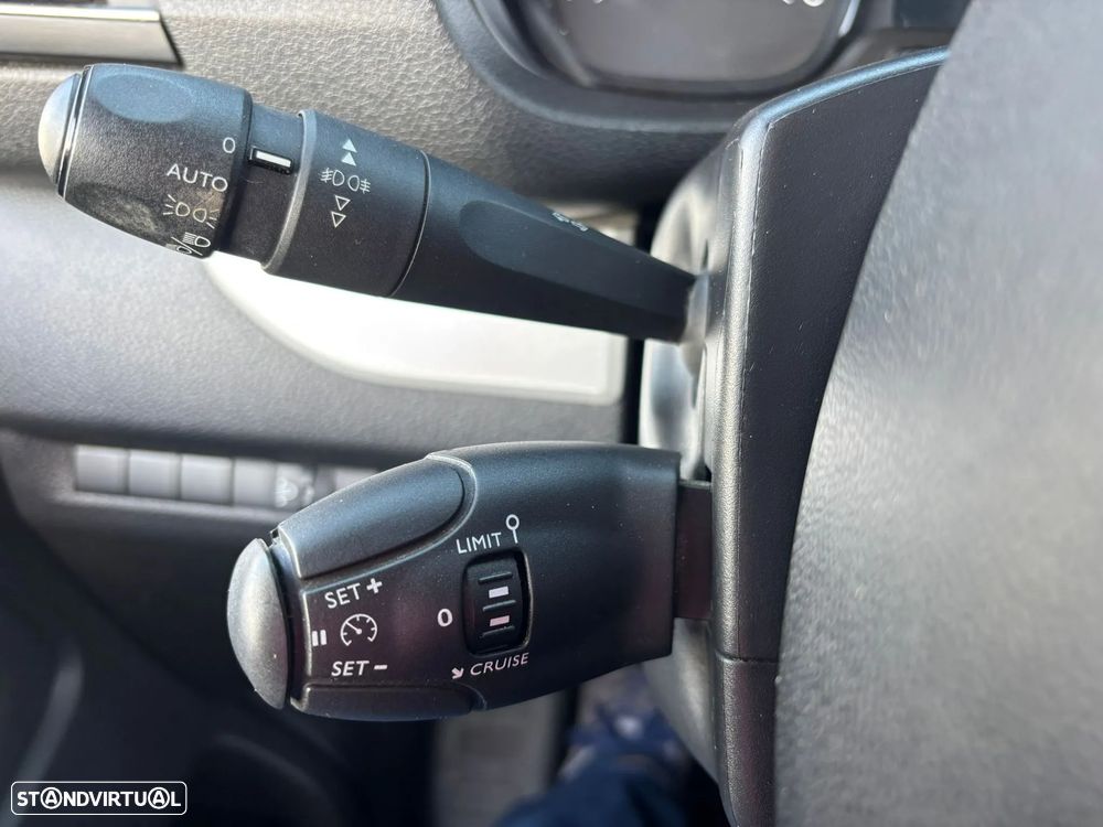 Citroën Spacetourer 1.6 BlueHDi M Feel - 29