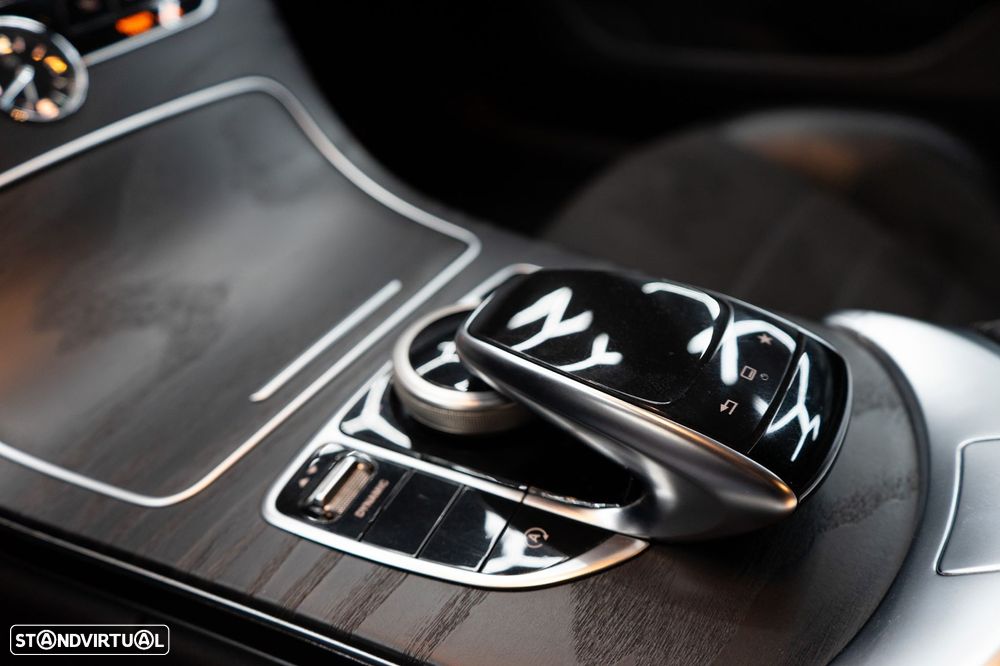 Mercedes-Benz C 250 d 9G-TRONIC AMG Line - 33