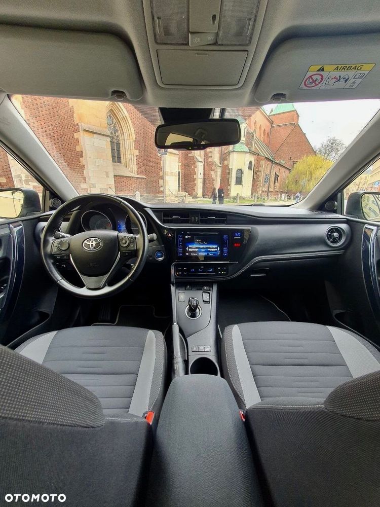 Toyota Auris Hybrid 135 Comfort - 16