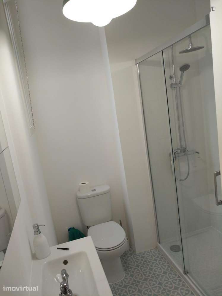 Quarto - localizado em Paranhos Porto - Grande imagem: 5/11