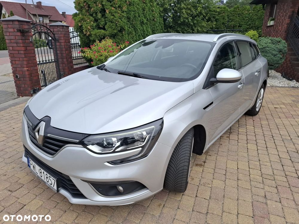 Renault Megane 2019 photo 2