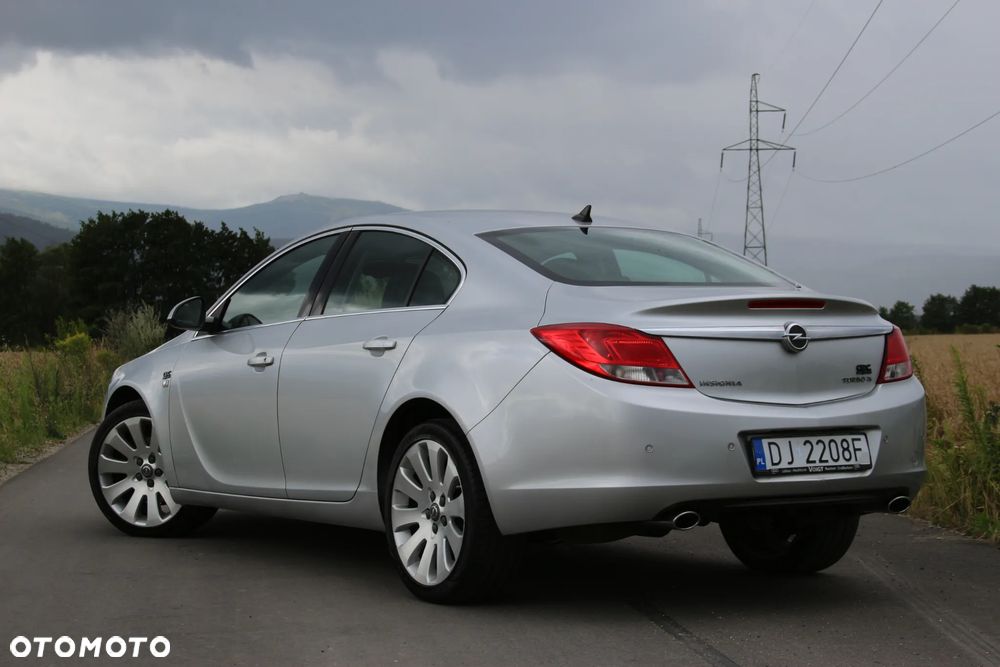 Opel Insignia 2.0 T Sport 4x4 - 24