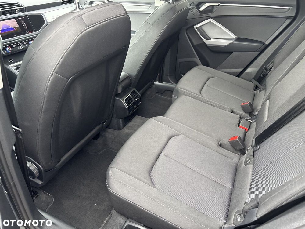 Audi Q3 35 TFSI mHEV Advanced S tronic - 28