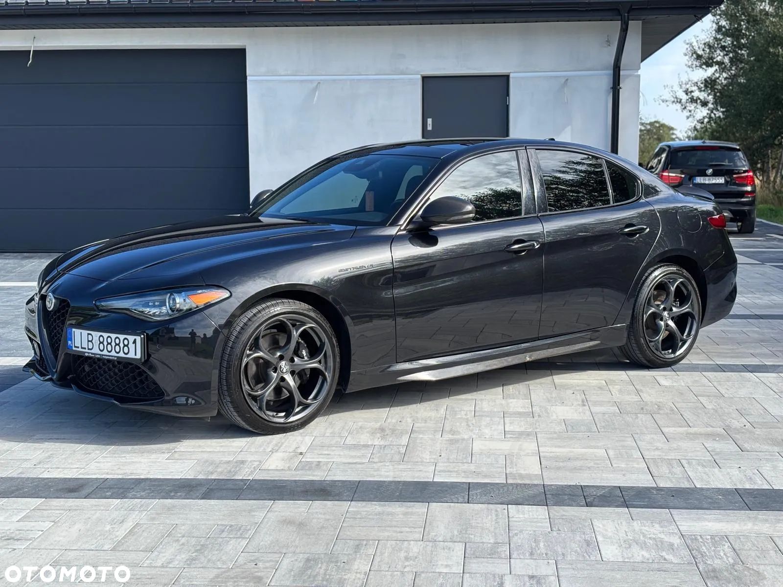 Alfa Romeo Giulia 2.0 Turbo 16V AT8-Q4 Estrema - 1