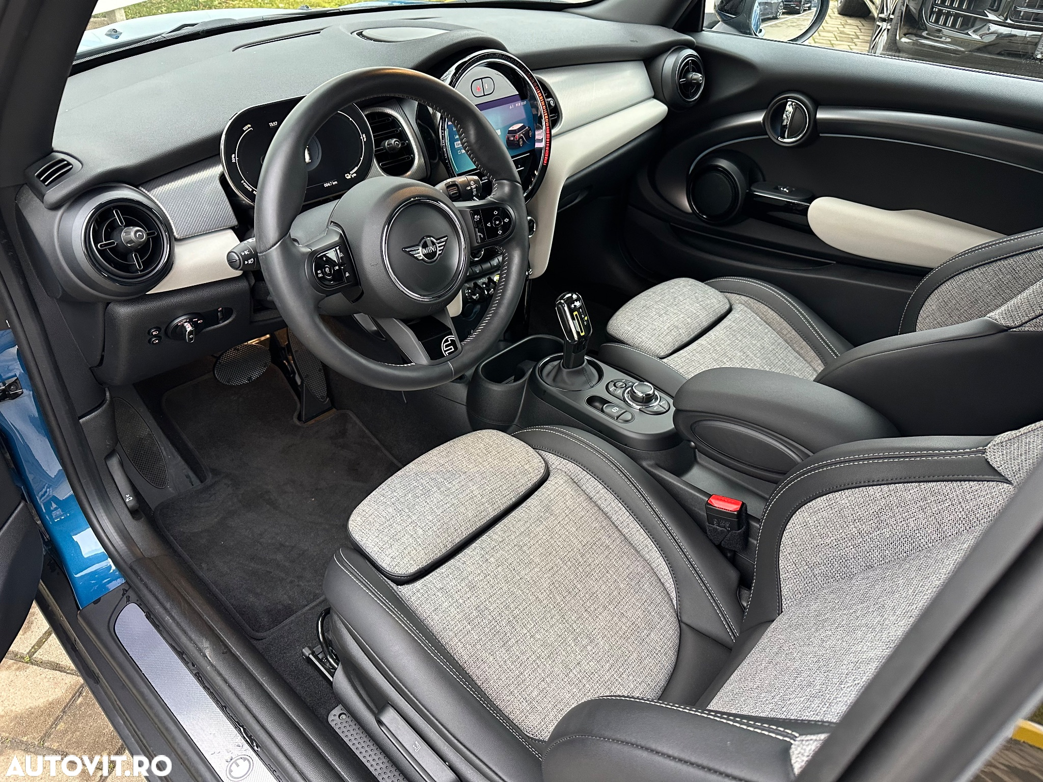 Mini Cooper E Classic Trim - 9