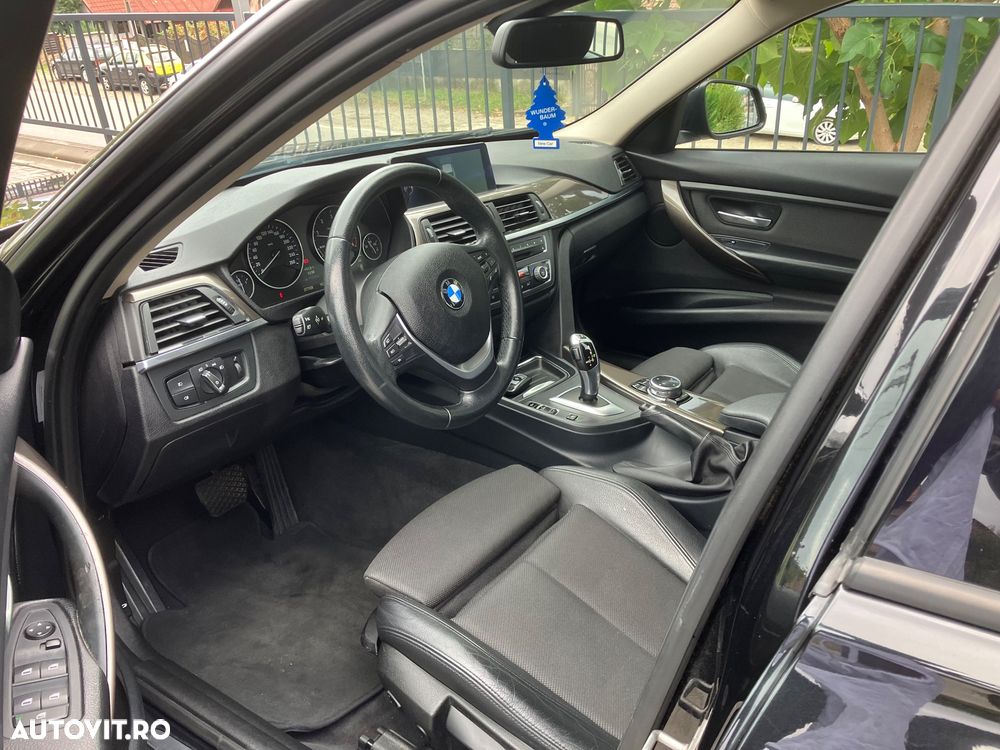 BMW Seria 3 320d Touring Aut. Efficient Dynamics Edition Blue Perf. Modern Line - 28