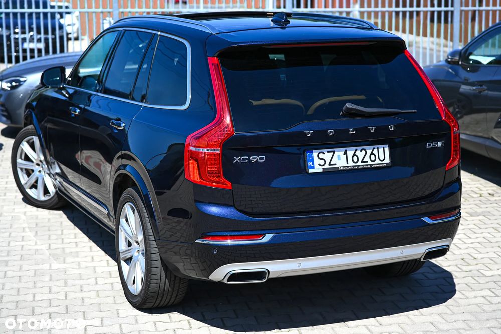 Volvo XC 90 D5 SCR AWD Inscription 7os - 37