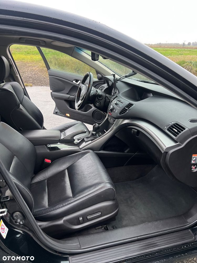 Honda Accord 2.4 Executive - 27