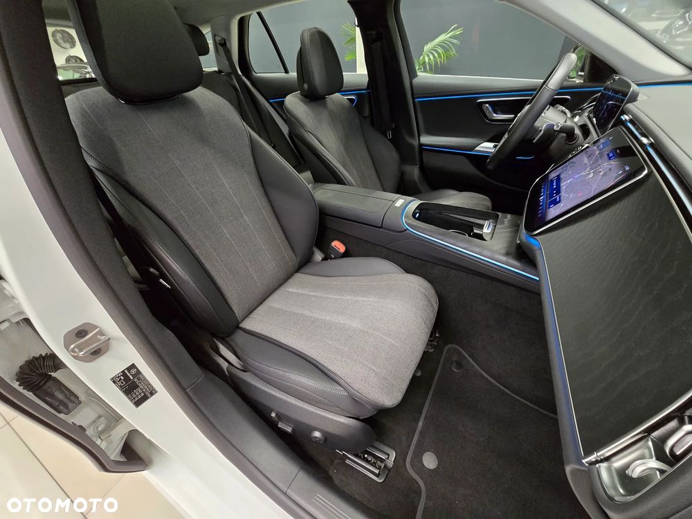 Mercedes-Benz Klasa E 200 9G-TRONIC Edition AVANTGARDE - 17