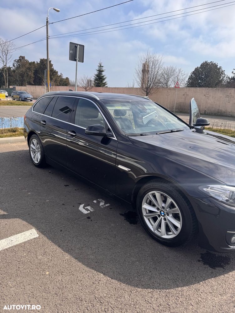 BMW Seria 5 520d xDrive Aut. - 12