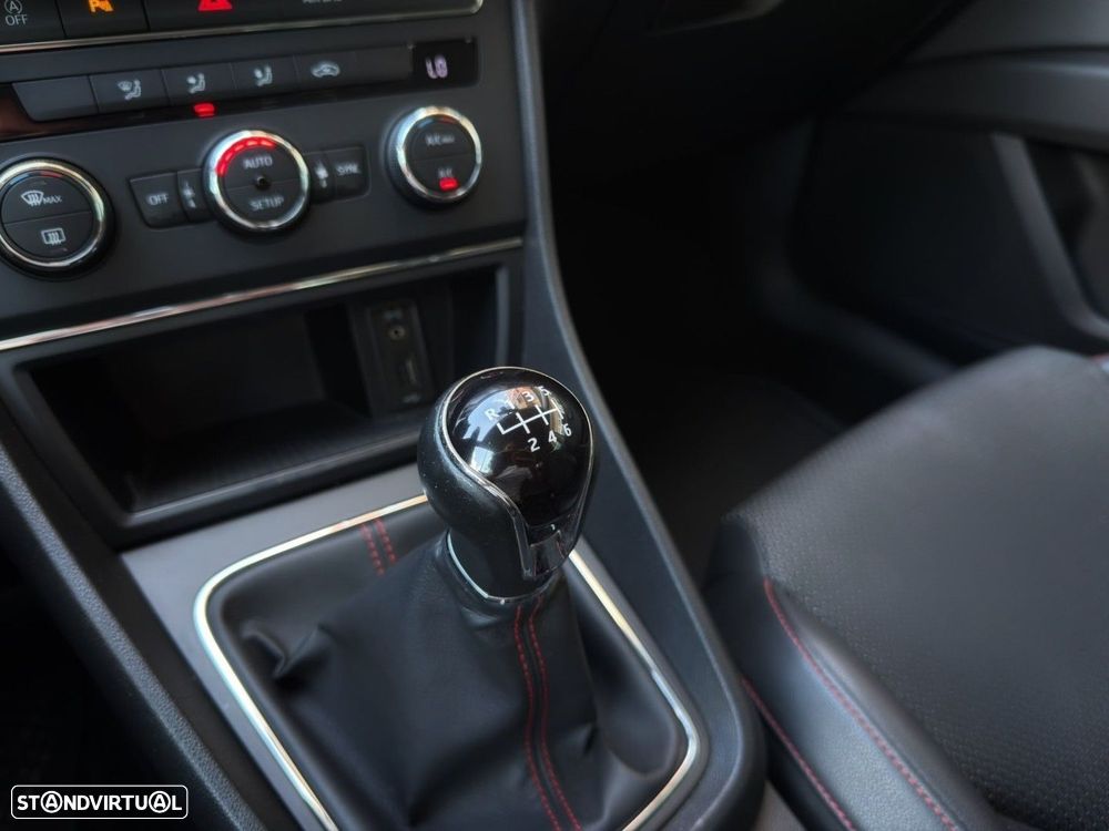 SEAT Leon 2.0 TDI FR S/S - 24