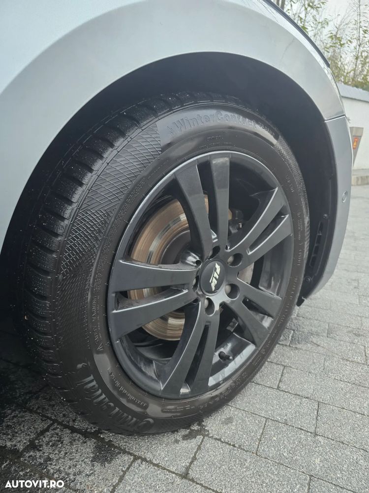 Skoda Superb Combi 2.0 TDI DSG 4X4 Sportline - 20