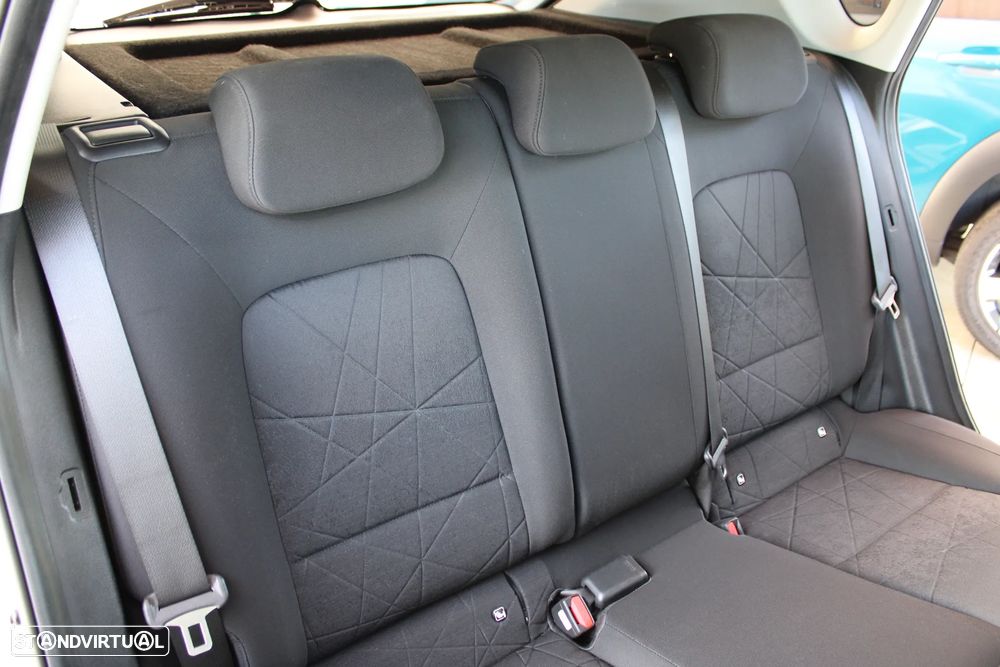 Hyundai Bayon 1.0 T-GDI Premium - 36