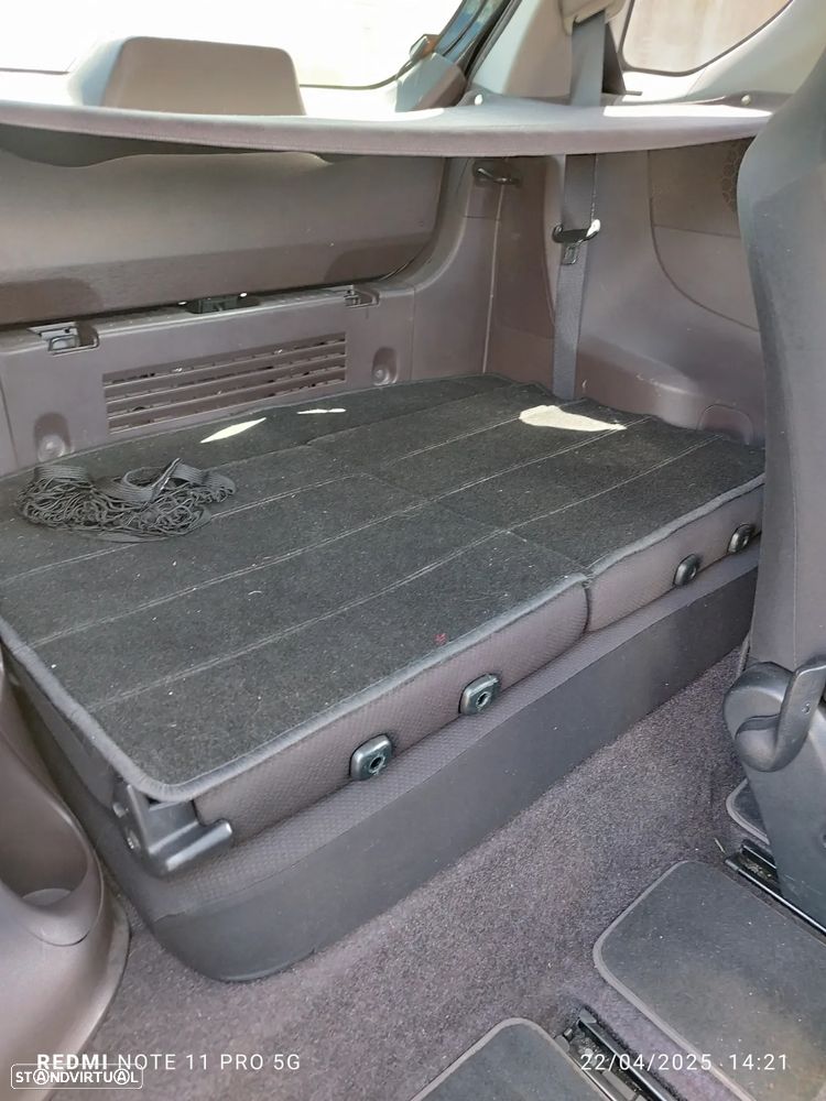 Toyota iQ 1.4 D-4D + - 16