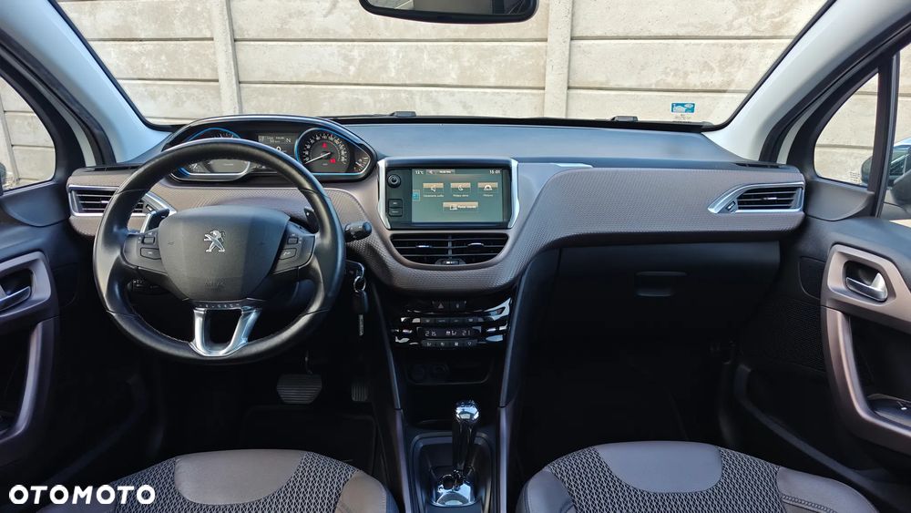 Peugeot 2008 82 e-VTI ETG5 Allure - 8