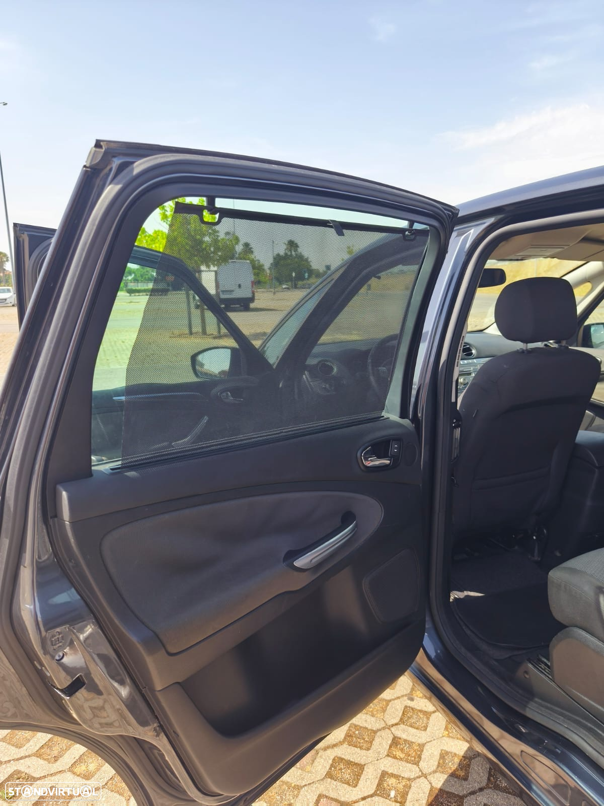 Ford S-Max 1.8 TDCi Trend 7L - 19