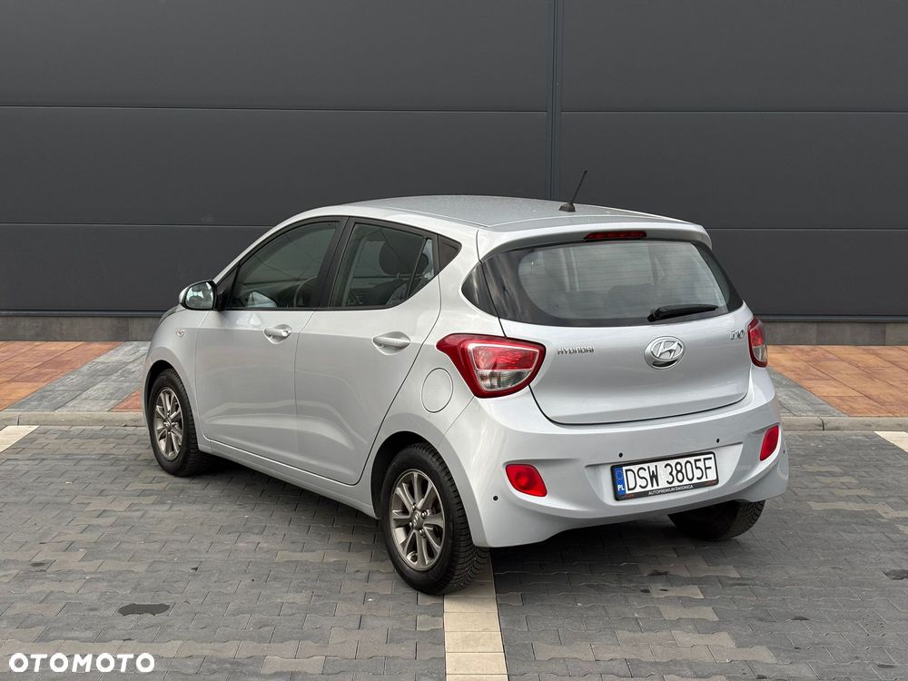 Hyundai i10 1.0 BlueDrive Premium - 26