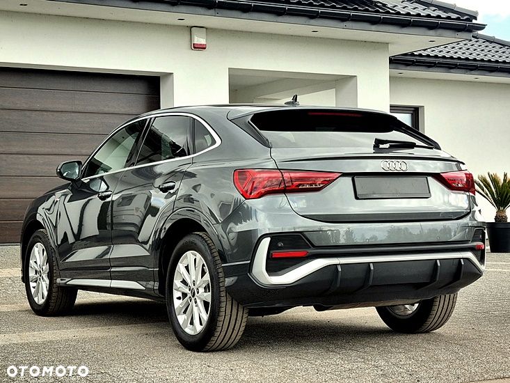 Audi Q3 Sportback 45 TFSIe S tronic S line - 9