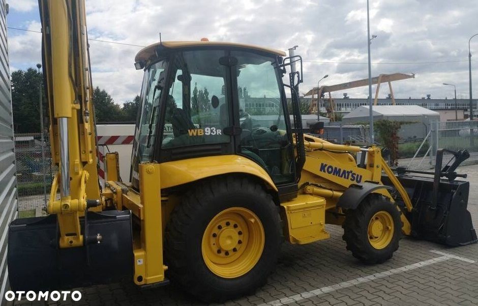 Komatsu WB 93R , KOPARKO-ŁADOWARKA, 2011 - 4