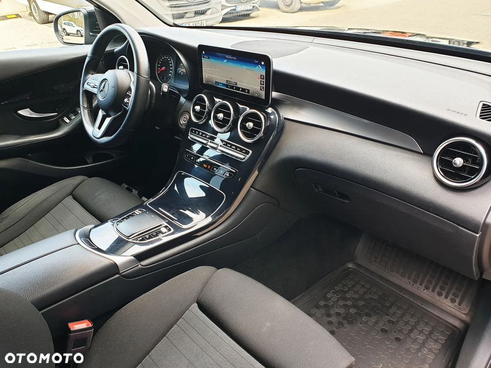 Mercedes-Benz GLC 200 d 4-Matic Business Edition - 19