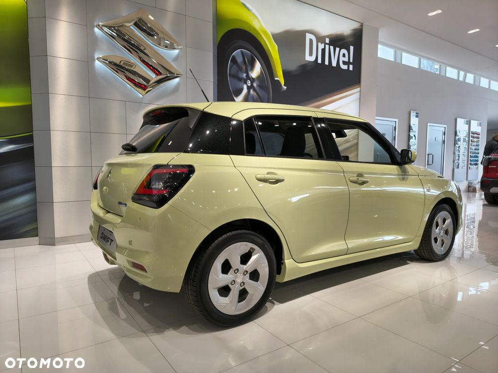 Suzuki Swift 1.2 Dualjet SHVS Premium Plus CVT - 5