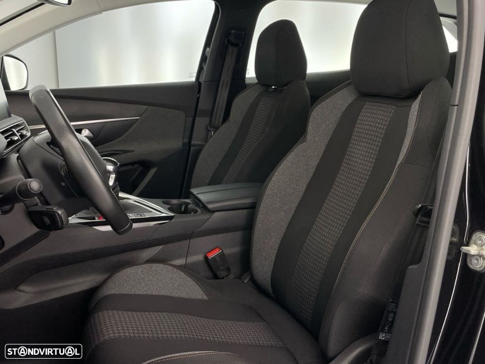 Peugeot 3008 1.2 PureTech Active Pack - 19