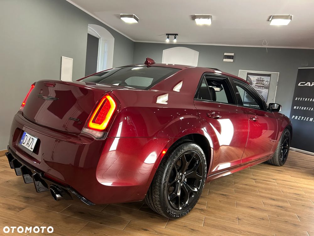 Chrysler 300s - 34