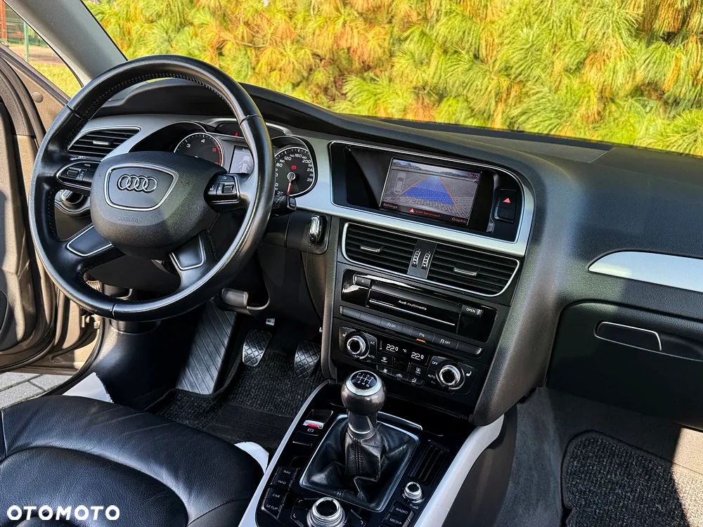 Audi A4 Avant 2.0 TDI - 28