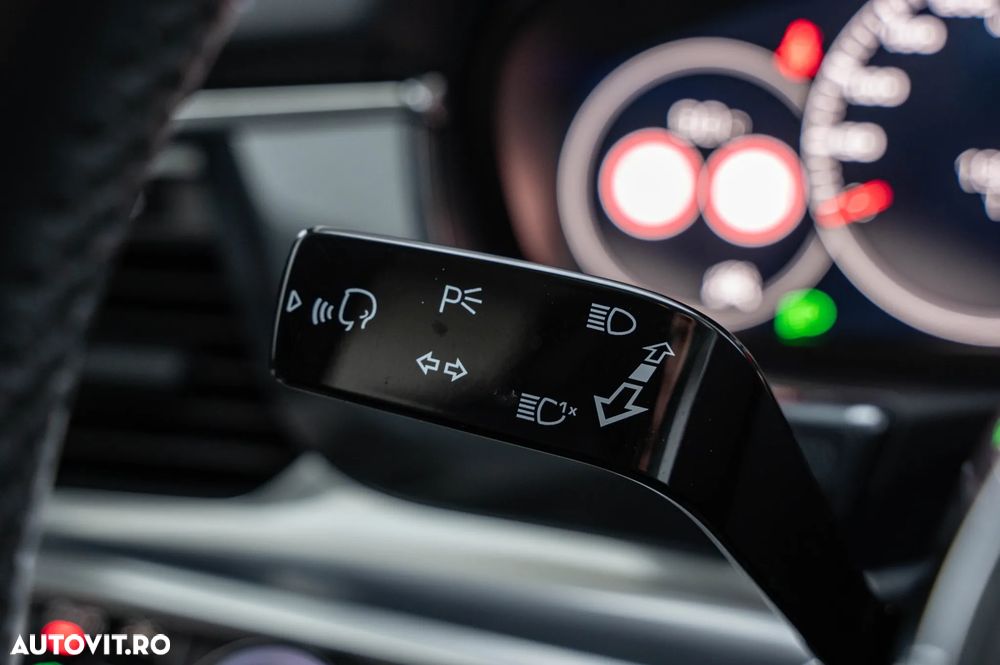 Porsche Panamera 4S Executive - 28