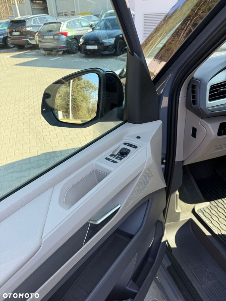 Volkswagen multivan FAMILY - 11