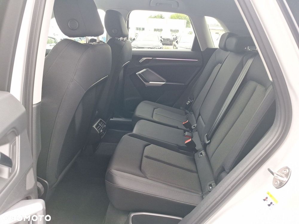 Audi Q3 35 TFSI mHEV Advanced S tronic - 23