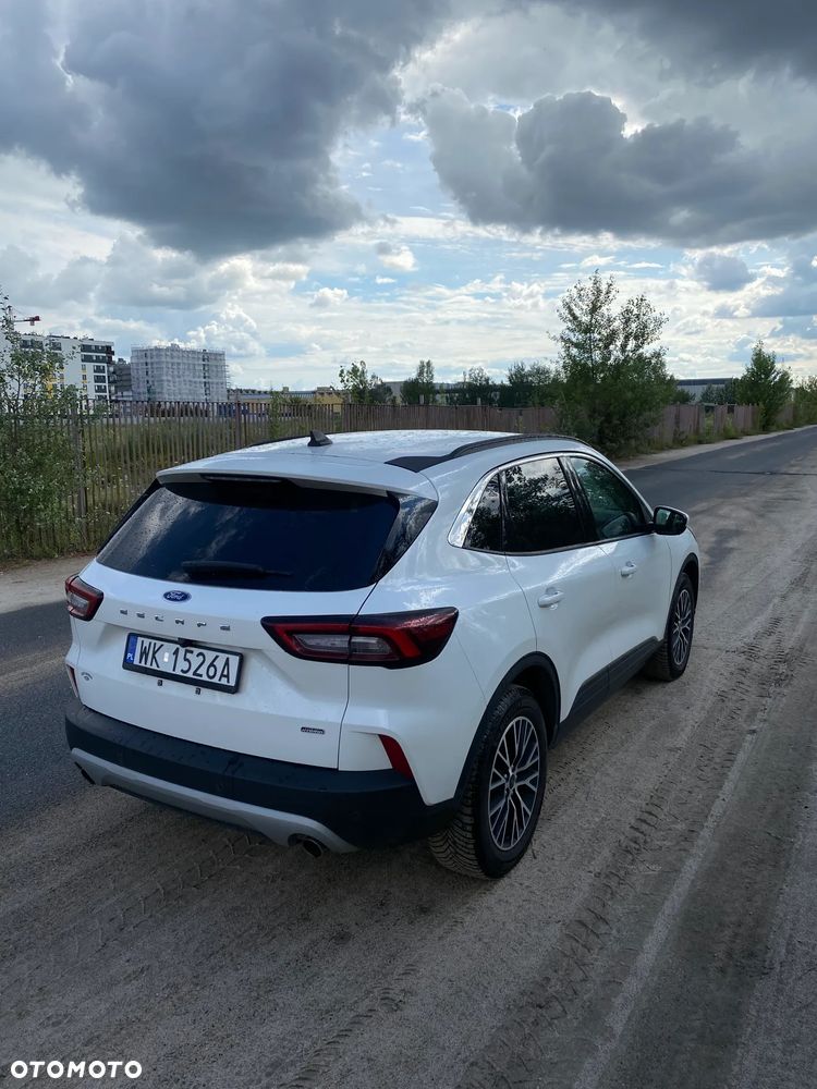 Ford Kuga - 4